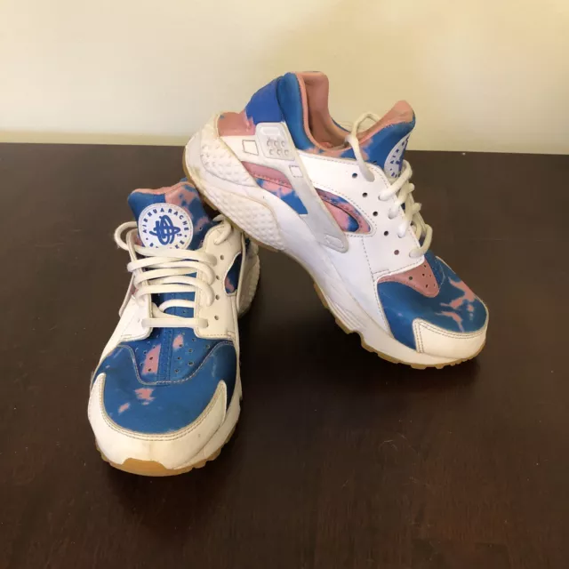 Nike Air Huarache Shoes Womens 8 Run AQ0551-100 White Blue Pink Print