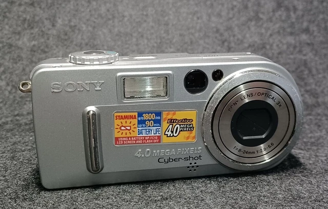 Sony Cybershot DSC-P9 4.0MP Compact Digital Camera Silver Tested