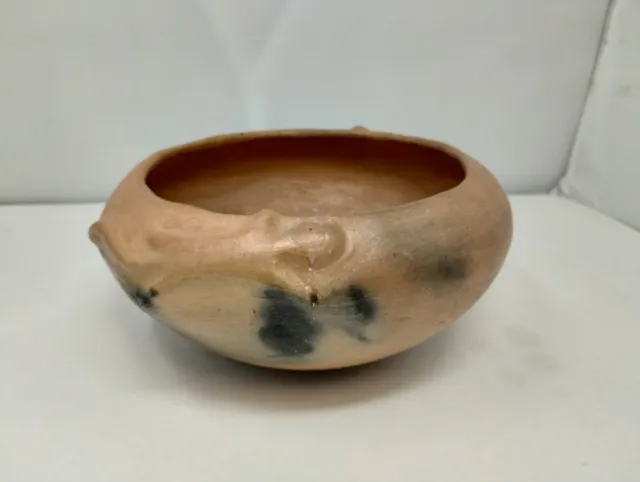 Virginia T. Romero TAOS Pueblo SIGNED Micaceous Pottery Lizard Effigy Dough Bowl