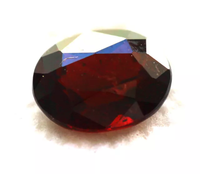 1,92 ct Très Beau Grenat Spessartite de Namibie