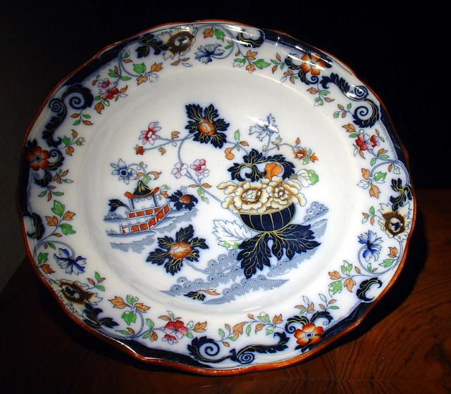 Assiette anglaise faïence Ironstone Minton New Stone année 1853