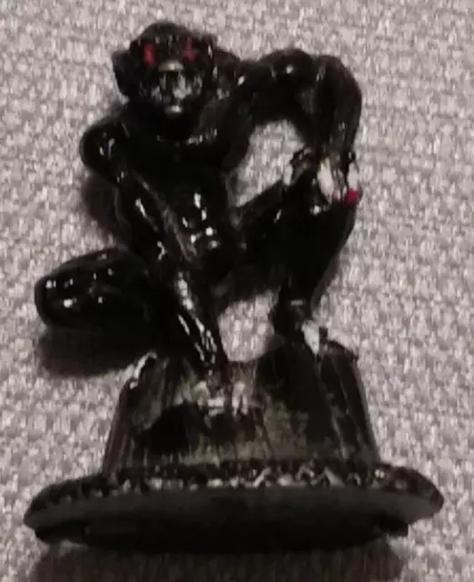 D&D Dungeons Dragons Figurine Metal Mini Statue 3cmX4cm Gargoyle Black Red Eyes