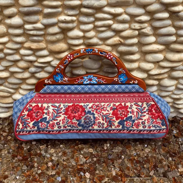 Vintage Isabella Fiore Beaded & Hand Painted Wood Handle Purse. EUC!