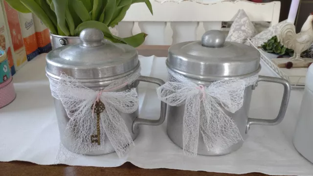 2 alte Vorratsdose mit Henkel Aluminium Gefäß Alu Deko Blumentopf Shabby Vintage