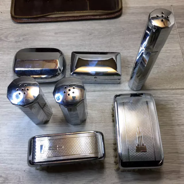 MEN'S grooming TOILETRY SET VINTAGE CHROME PLATED LEATHER CASE VANITY GILLETTE