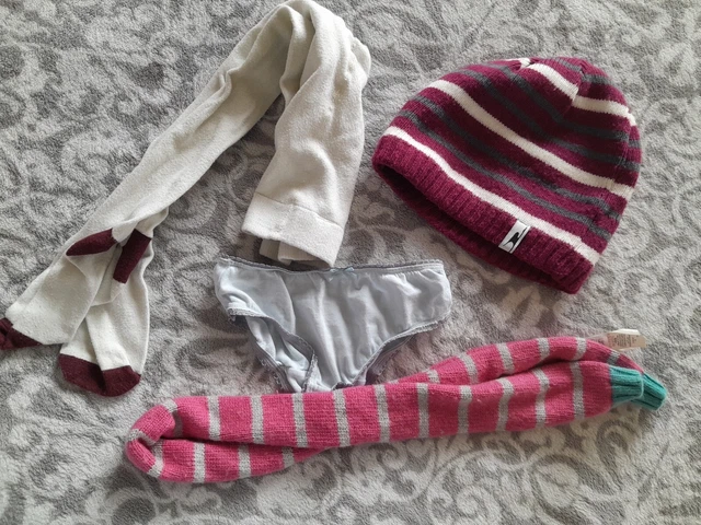 Bundle Of Girls Clothes Age 4-5 Inc Jumpers Dresses Tops Pjs New Jeans + 8