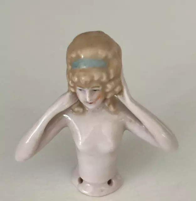 Ancienne demie figurine  petite marquise en porcelaine allemande, Half Doll