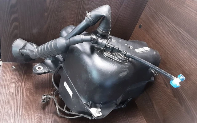 MERCEDES-BENZ SPRINTER (906) (06.06-) Adblue Tank A9064701815 ...