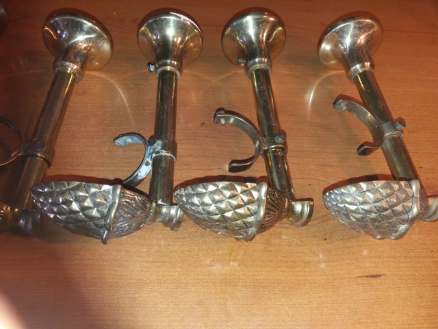 6 curtain rod doors. Very good state . Opportunity . Empire-style. 6