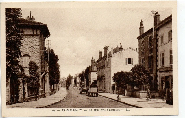 COMMERCY - Meuse - CPA 55 - la rue des capucins