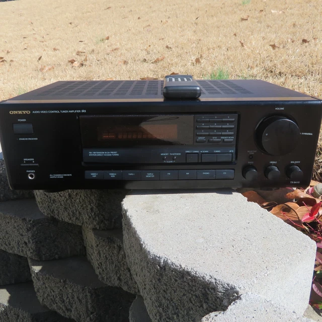 ONKYO TX8410 R1 Quartz Synthesized Tuner Amplifier Near Mint Condition