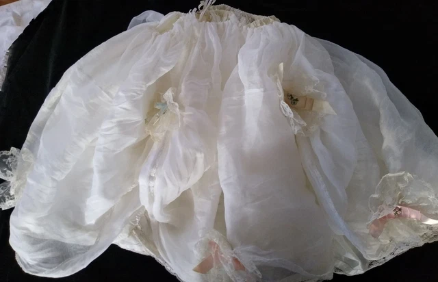 VTG handsewn Tulle & Satin communion  skirts lace & ribbon flowers sash veil