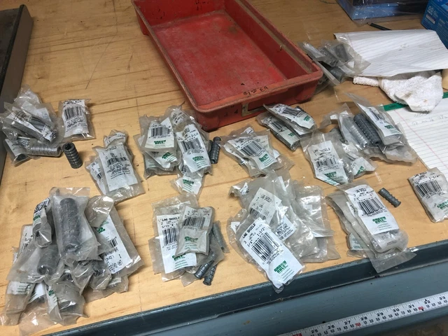 Lot of Lag Shield Anchor Long Zinc Alloy