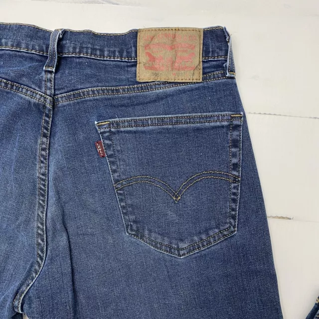 Pantalones de mezclilla para hombre Levi's 505 de ajuste recto lavado medio 32x30