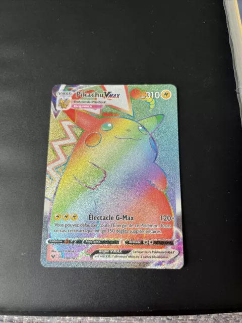 Carte Pokémon PIKACHU-VMAX Gigamax Rainbow Rare Secrète - 188/185