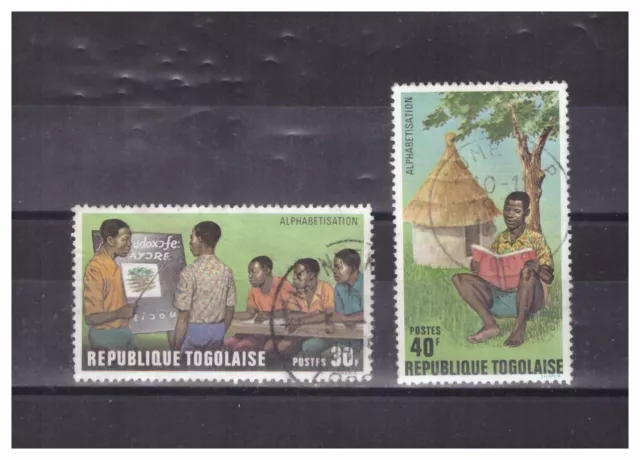 Togo .  N° 781 / 782 .   2   Valeurs     Obliterees     . Superbe .