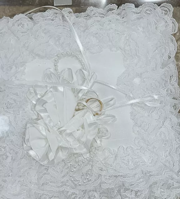 Vintage Lillian Rose Wedding Square Shaped Ring Bearer Pillow White Satin Ribbon