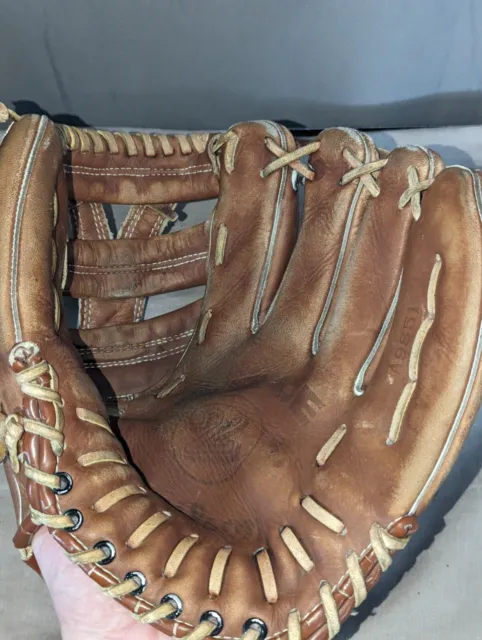 Wilson Baseball Glove A9851 Vintage Right Hand Throw 100% Top Grain Leather