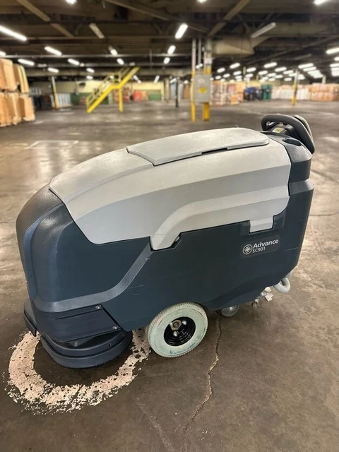 Advance Sc901 Floor Scrubber/Automatic walk-behind
