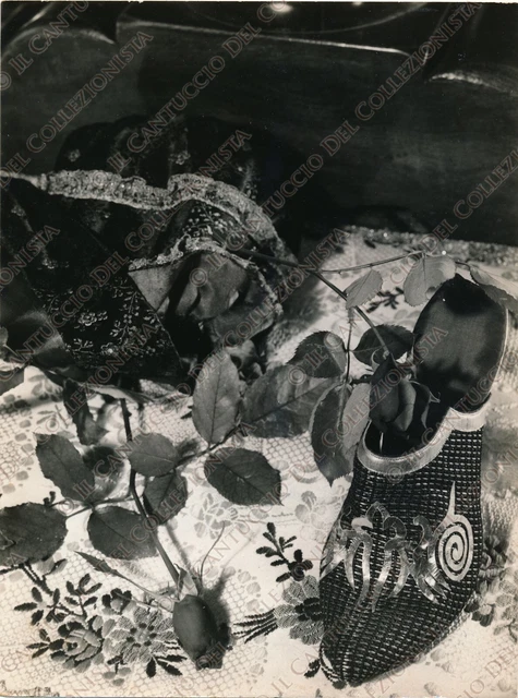 1959 VIGEVANO Museo della Calzatura Scarpa aristocrazia XVI secolo Fotografia