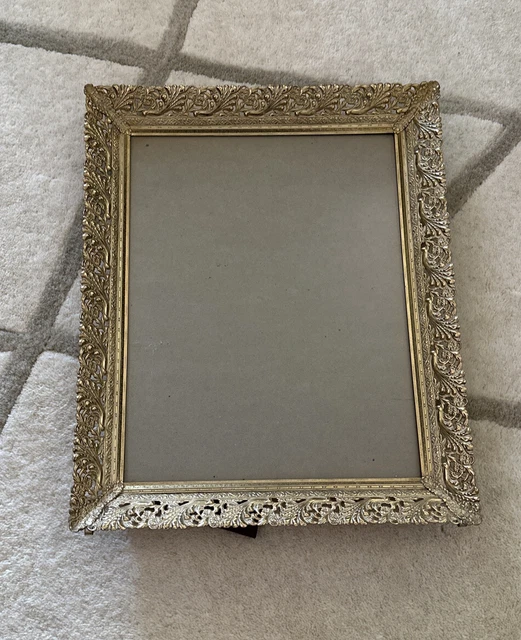 VINTAGE LARGE GOLD Metal Filigree Ornate Ormolu Photo Picture Frame