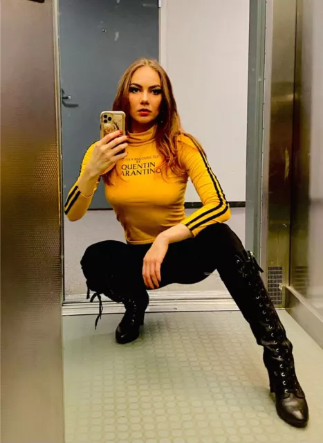Top a maniche lunghe scritto e diretto da Quentin Tarantino, giallo, venditore Regno Unito, nuovo con etichette