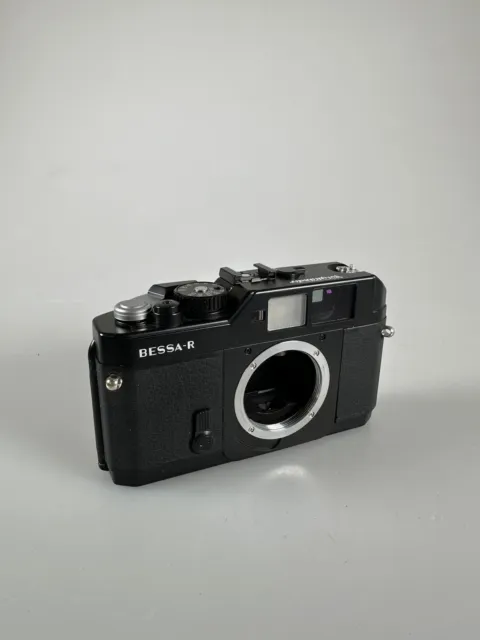 Voigtlander Bessa-R Rangefinder 35mm Film Camera Black