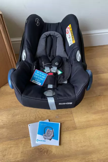 NEW - MAXI COSI CAR SEAT CABRIOFIX NEWBORN BABY Black Group 0+ / 0-13kg