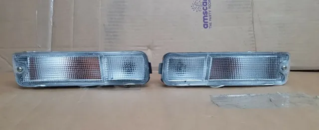 Mitsubishi L200 K74 Pick Up Pair Of Front Indicator Lights 041/4322 01-06