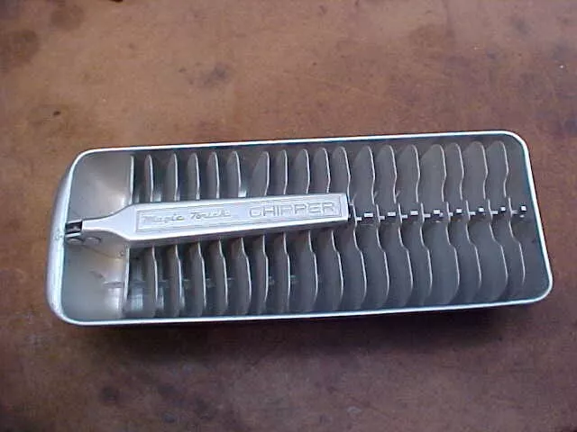 Vintage "Magic Touch Chipper" Ice Slice Ice Tray Faster Freezing