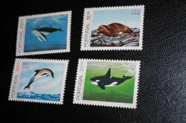PA 44 Lot Briefmarken postfrisch Portugal Delfine Orka Wale