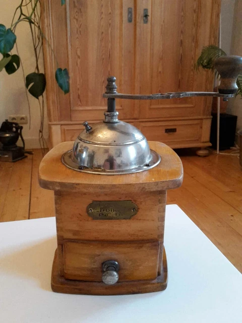 Original alte antike Kaffeemühle Dienes Solida