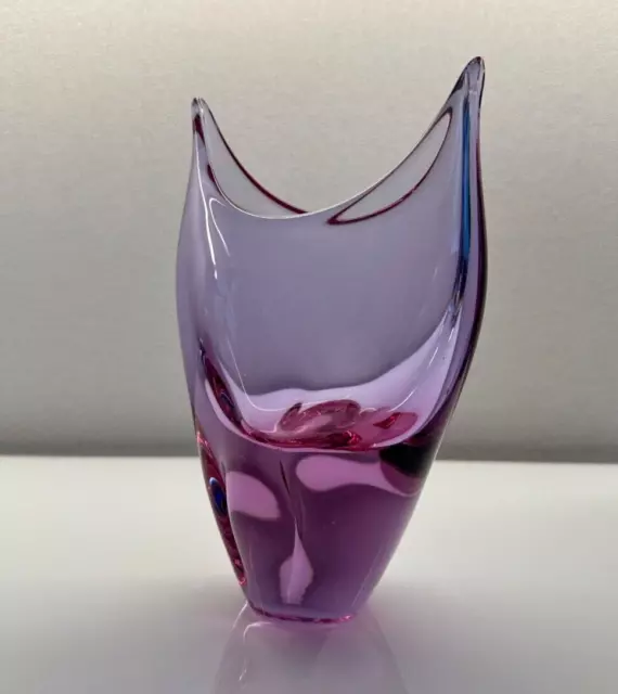 Zelezny Brod Pink Neodymium Alexandrite Vase Czech Art Glass Miroslav Klinger 7"
