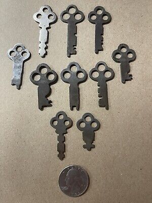 Lot of 10 Antique Keys Key Skeleton Craft Silvertone VTG Triangle Unique 3 Hole