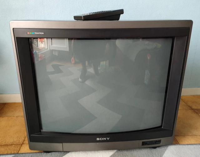 SONY TRINITRON TV cathodique 27" KV27XRB HP lateral top retrogaming