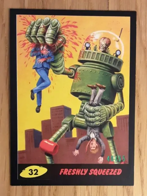 Mars Attacks The Revenge 2017 Black Boarder Card 32 Freshly Squeezed