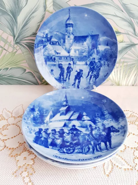 Berlin  Christmas Genuine Blue China Vintage Decorative  Limited Edition Plates