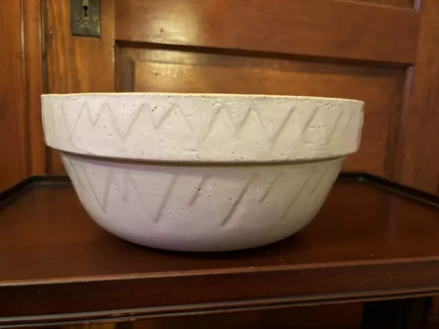 Antique White Hall Pottery Illinois 12” Sawtooth Mixing Bowl Stoneware