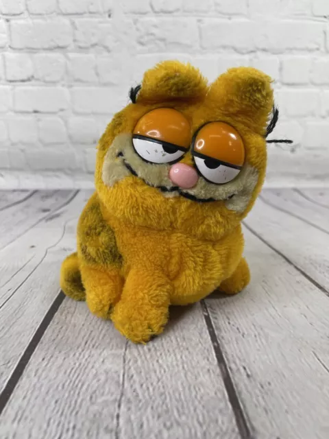 Vintage 1981 Garfield The Cat Bean Bag Plush Toy Doll Stuffed Animal Dakin 6"