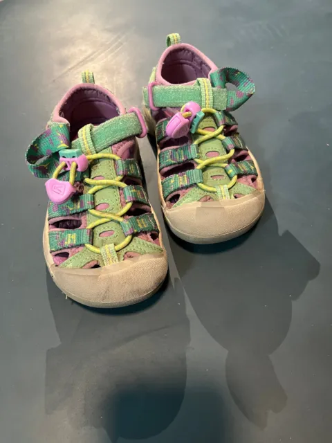 Keen Pink Green Toddler Size 9 Waterproof Sandals
