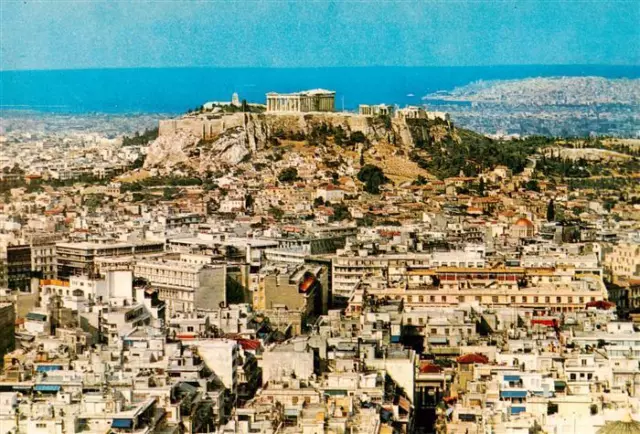 73946089 Athen_Athenes_Greece Stadtpanorama mit Blick zur Akropolis