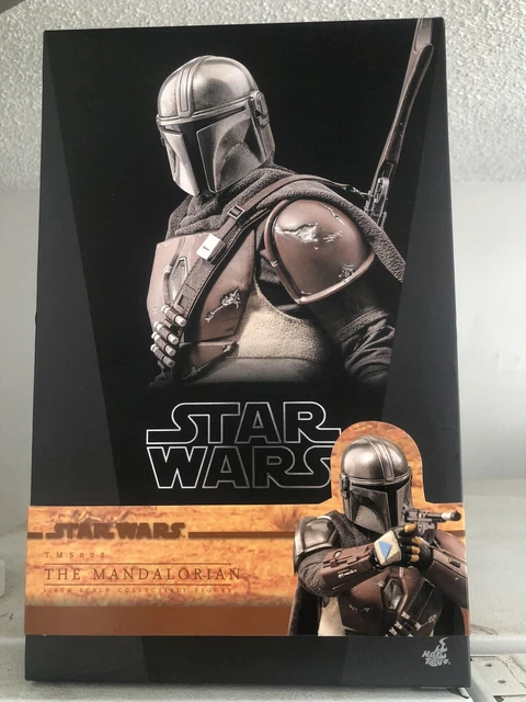 HOT TOYS STAR Wars: The Mandalorian - The Mandalorian 1/6th Scale