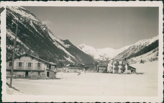 Le Lavancher, col de Balme au fond Vintage silver printEnserrée entre les mass