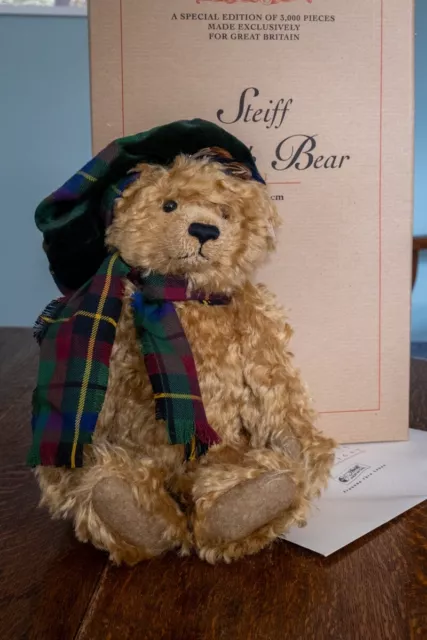 Steiff Scottish Bear blond 30cm. Limited edition 3,000 pieces, boxed with tags