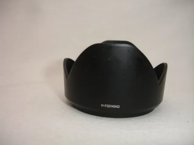 Panasonic Lens Hood Lumix G-Vario 3,5 -5, 6/14-42 Asph. Mega Ois H-FS014042