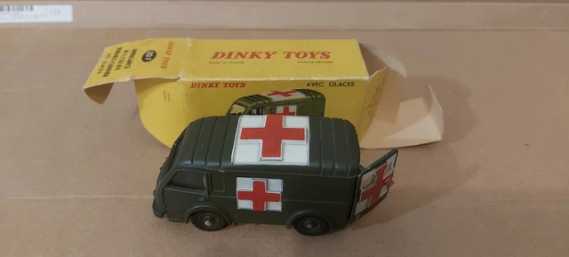 La Boite Neuve Du Renault Ambulance Militaire Miniature De Dinky Toys France 13652