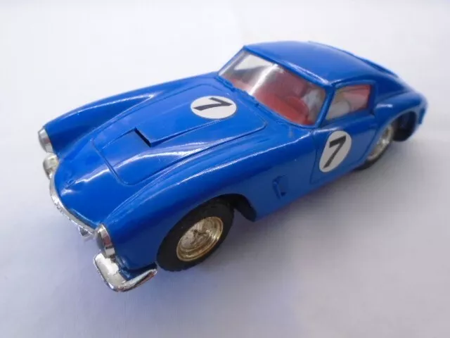 Scalextric FERRARI BERLINETTA 250 GT (C69).