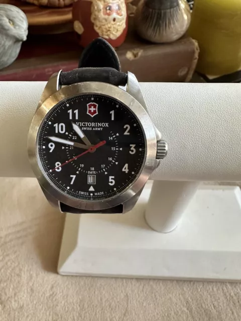 victorinox swiss army watch mens 2