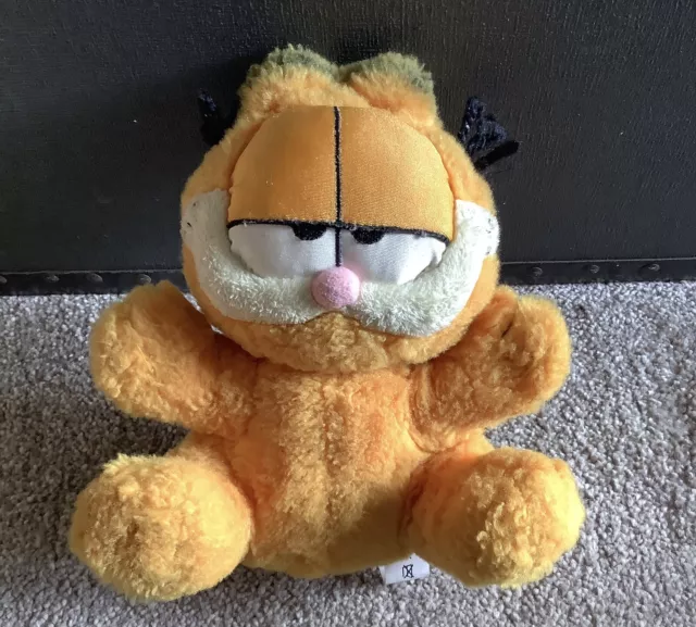 Vintage Garfield Soft Toy. 7” Tall