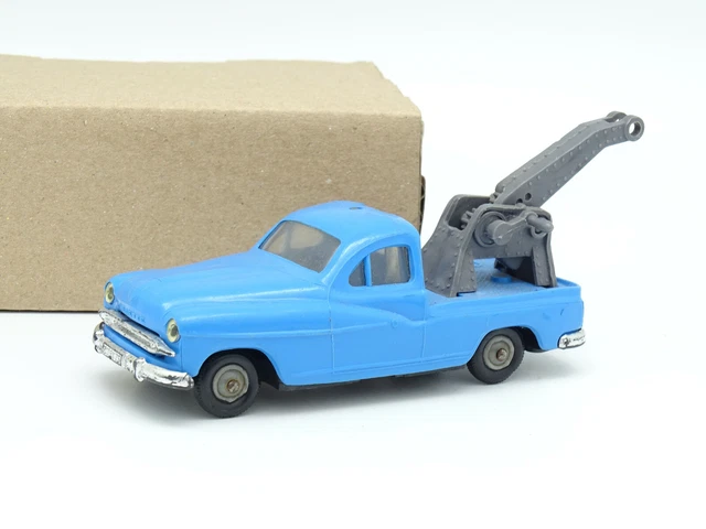 ANCIENNE NOREV PLASTIQUE Ford Vedette 1950 Échelle 1/43 Ème EUR 15,00 ANCIENNE NOREV PLASTIQUE Ford Vedette 1950 Échelle 1/43 Ème EUR 15,00
